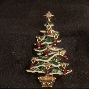 Vintage Avon Gold Christmas Tree Brooch with Red Accent Stones